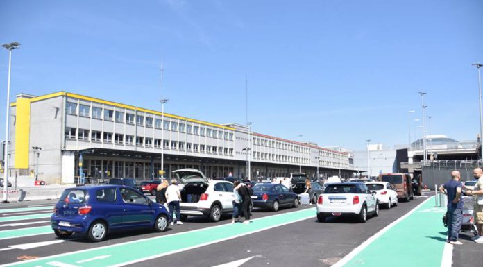 Brussels Airport: wat zijn de nieuwe regels voor de gratis drop-off zone?