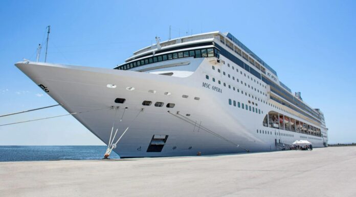 MSC Opera wordt derde MSC cruiseschip hotel in Doha gedurende WK voetbal