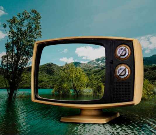 Bijna helft Vlamingen laat zich voor vakantiebestemming inspireren door televisie
