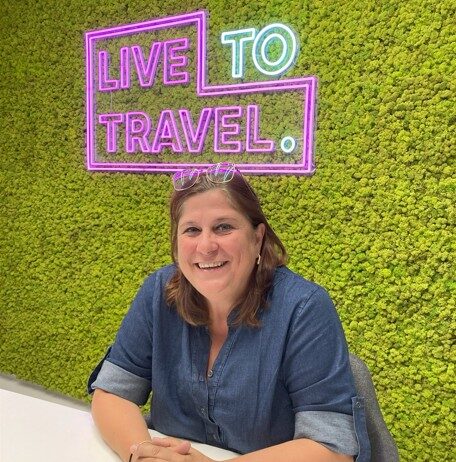 Straffe reismadam Mimika Spriet: “Live to Travel is ook een beetje mijn baby”