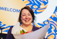 Straffe reismadam Fien De Baere (VVR): “laat mij maar een verbindende factor zijn”