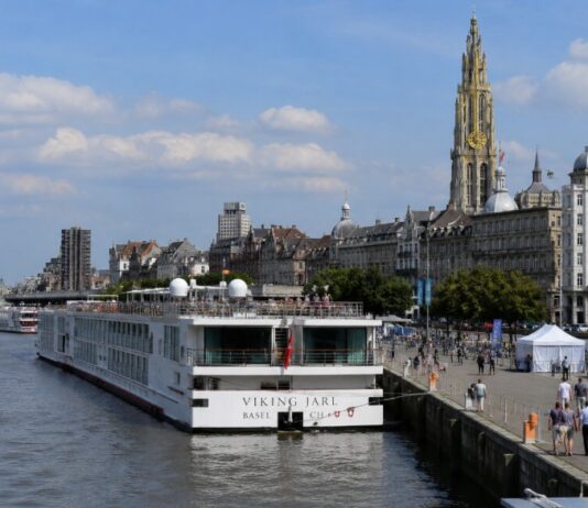 Lage waterstanden in Europa doen aantal cruiseschepen in Antwerpen verdubbelen