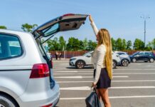 Holiday Extras en Travix bundelen krachten voor parking & loungetoegang op luchthavens